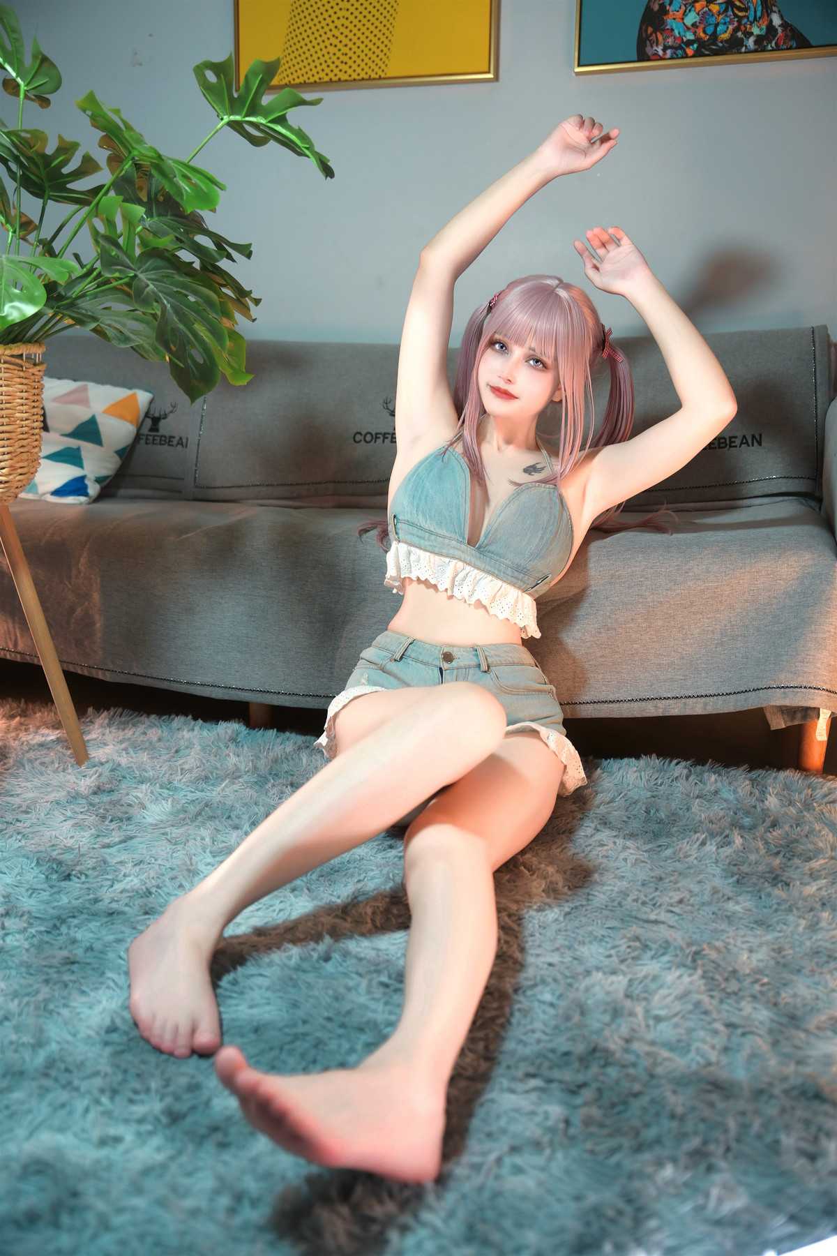 43854