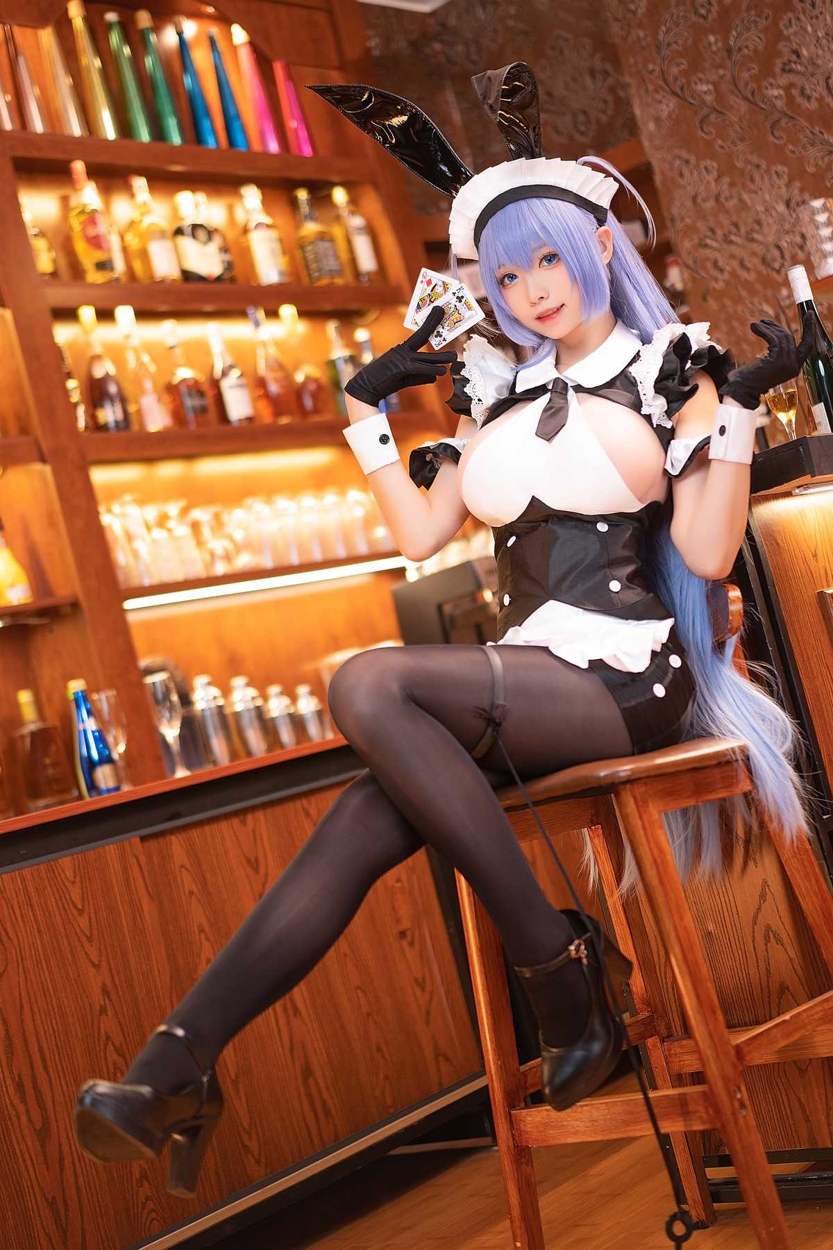 43303