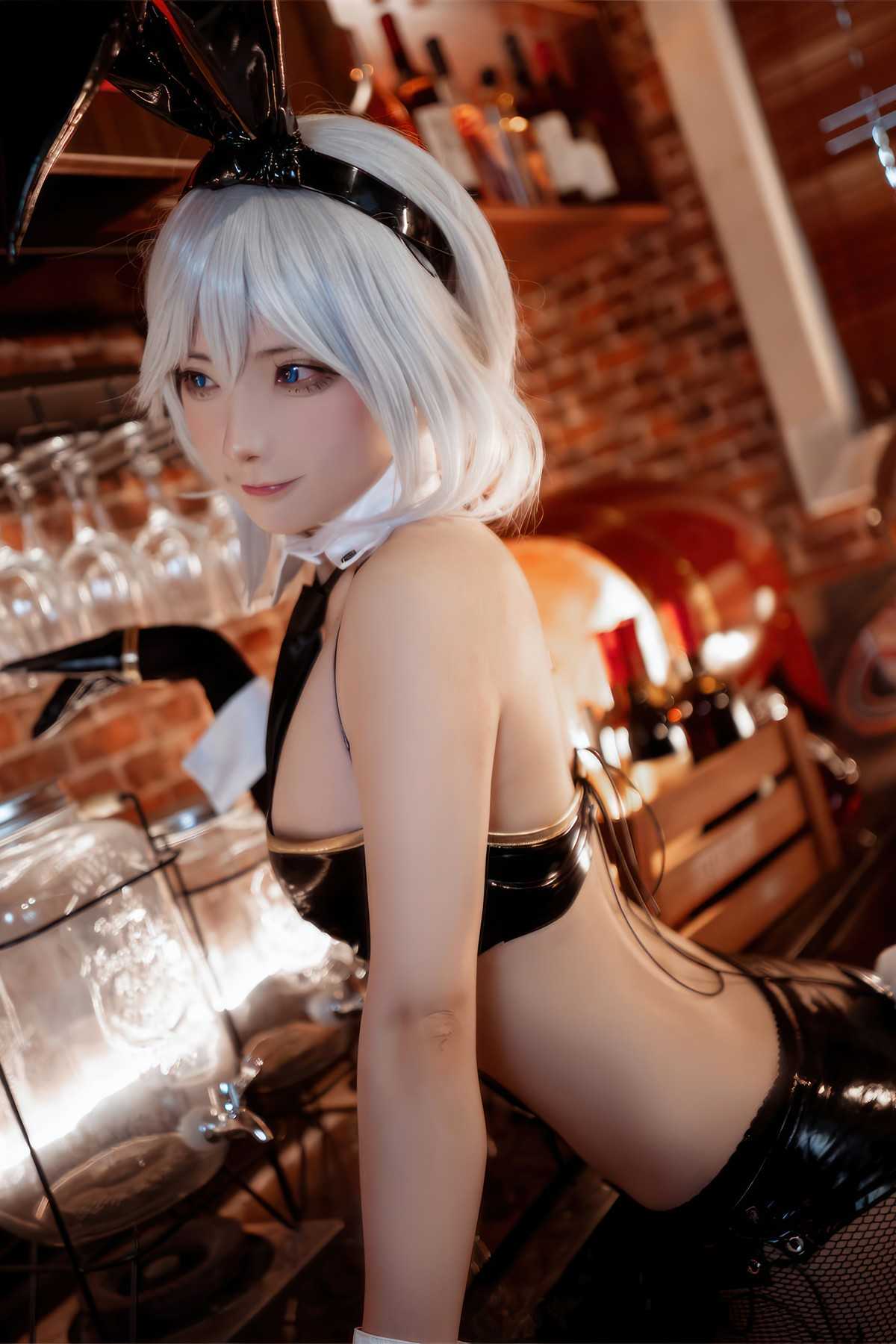 56648