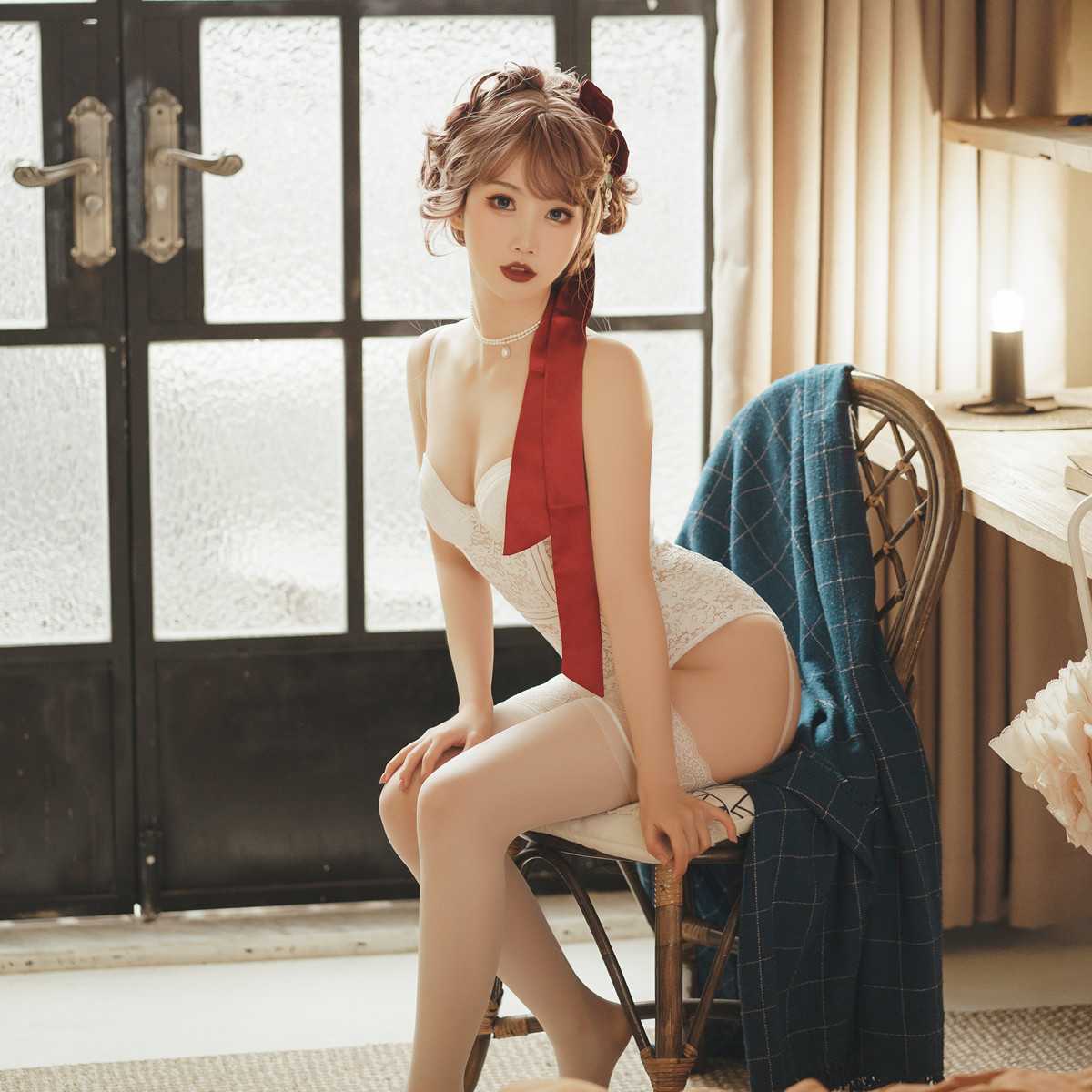 96925