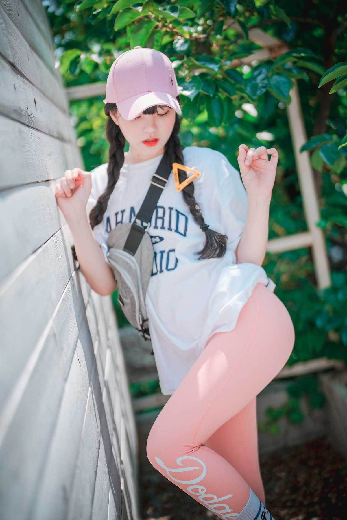 126201